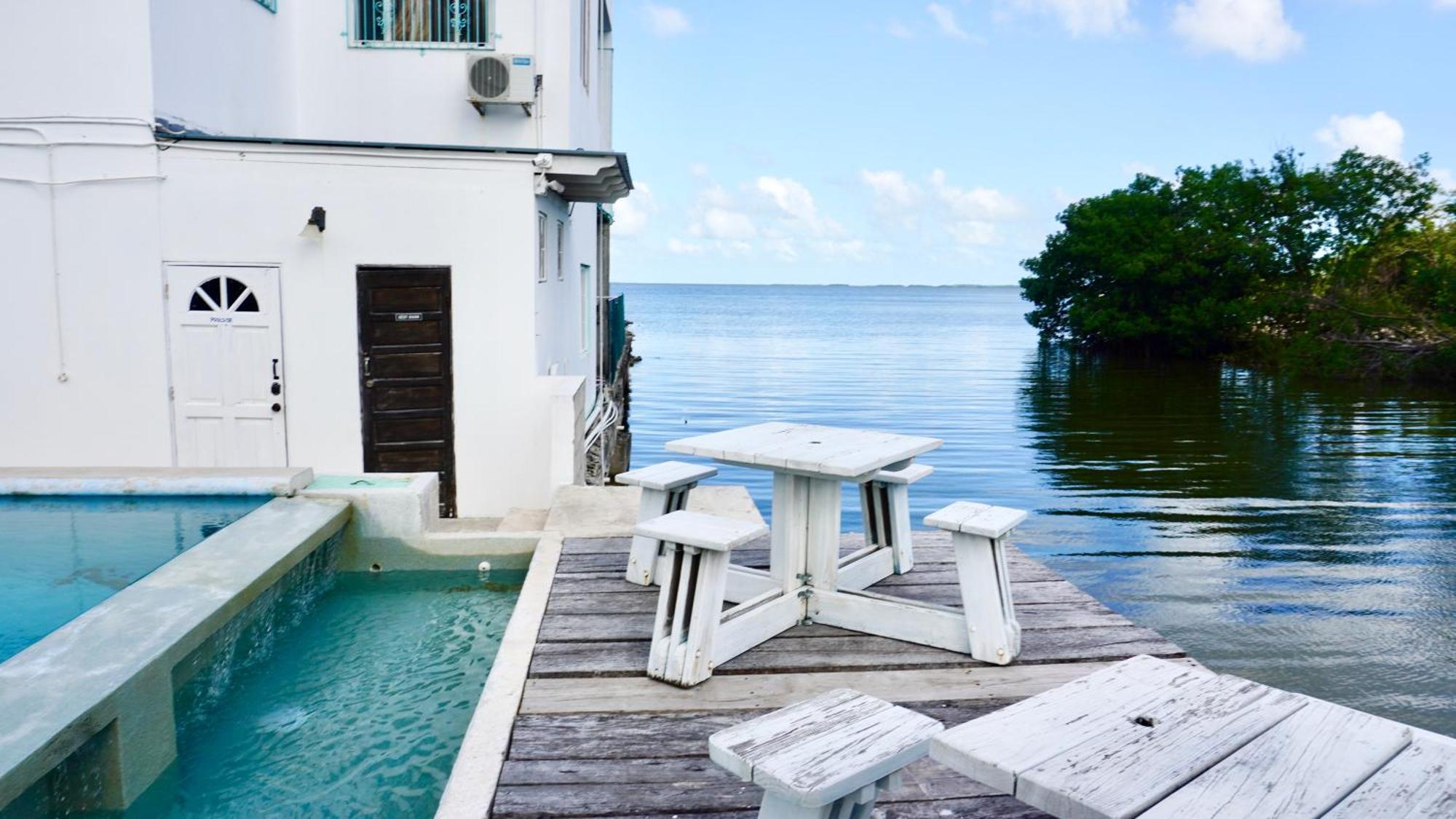 בליז סיטי See Belize Waterside Sea View Apartment With Infinity Pool & Overwater Deck מראה חיצוני תמונה