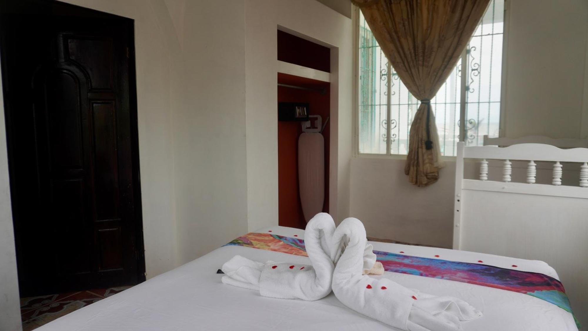 בליז סיטי See Belize Waterside Sea View Apartment With Infinity Pool & Overwater Deck מראה חיצוני תמונה